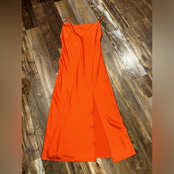 Paper Heart Dress. Size Large. 18" Pit To Pit 54" Length with adjustable straps - Picture 2 of 4